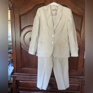 Valerie Stevens Petite Linen Pants Suit